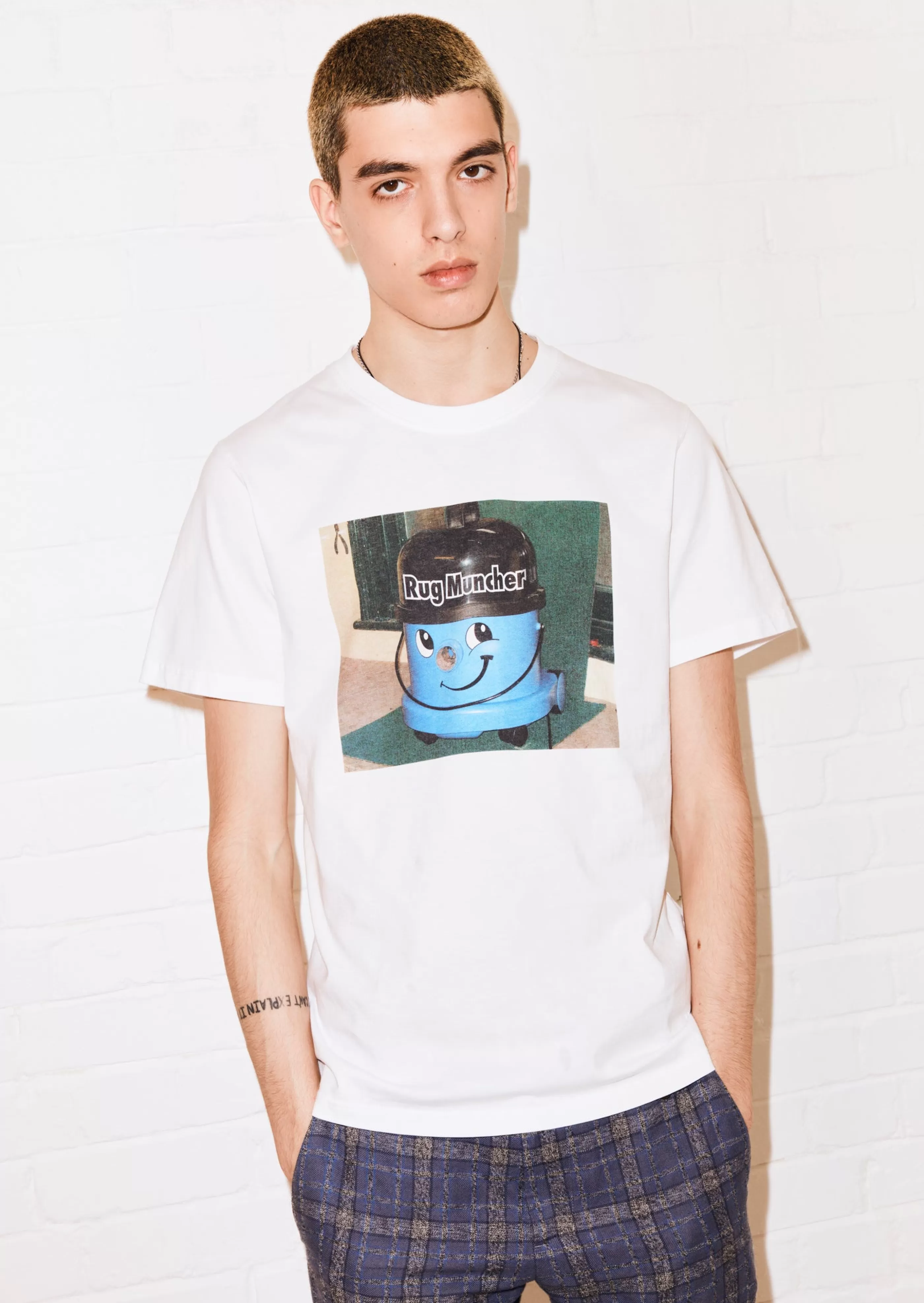 Store @hey_reilly 'Rug Muncher' Tee Tops & T-shirts | Tops & T-shirts